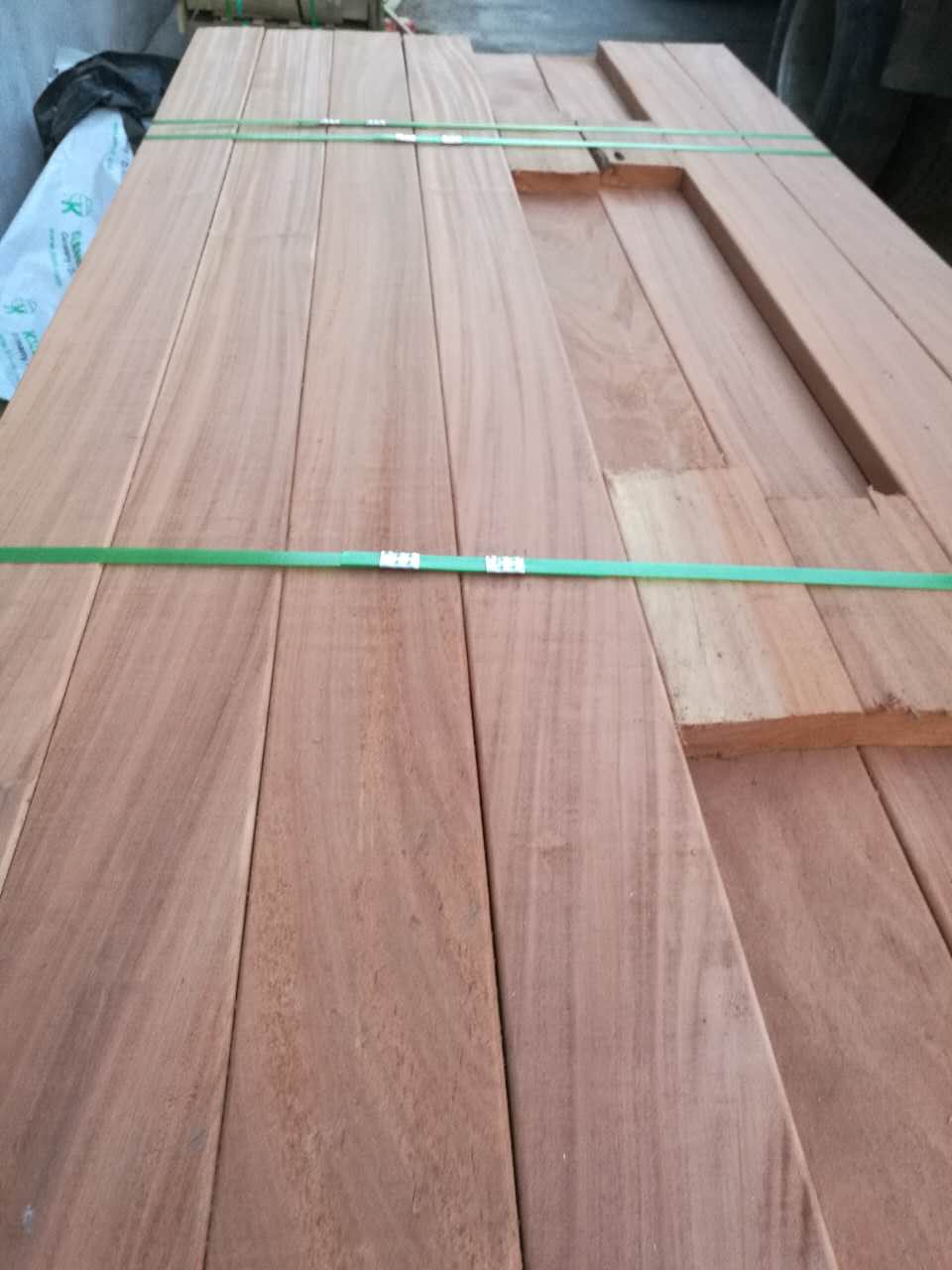 柳桉木防腐木圖片/柳桉木防腐木樣板圖 (2)