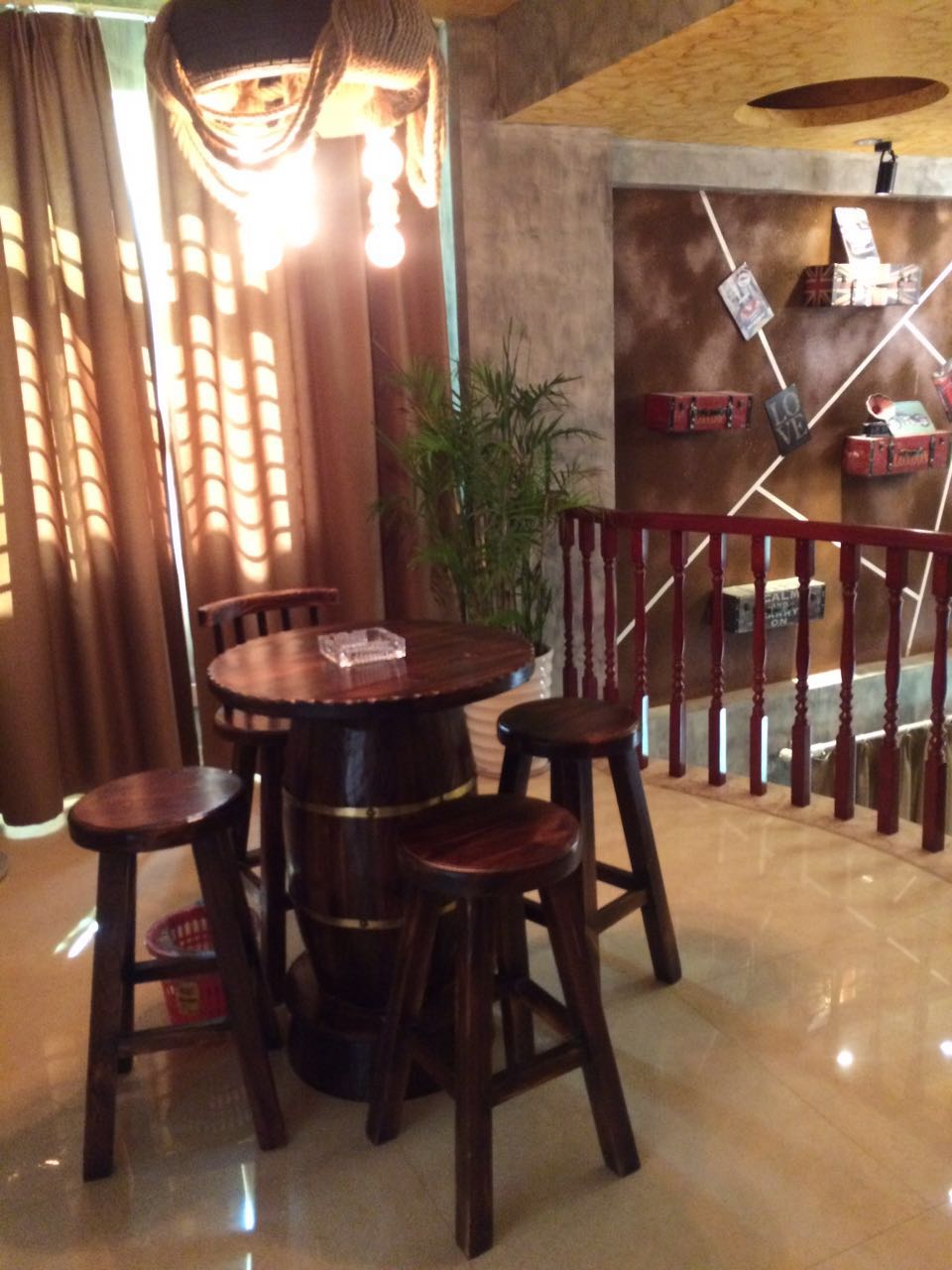 泉周末都會(huì)到這里來(lái),想要靜靜的好圖片/泉周末都會(huì)到這里來(lái),想要靜靜的好樣板圖 (4)