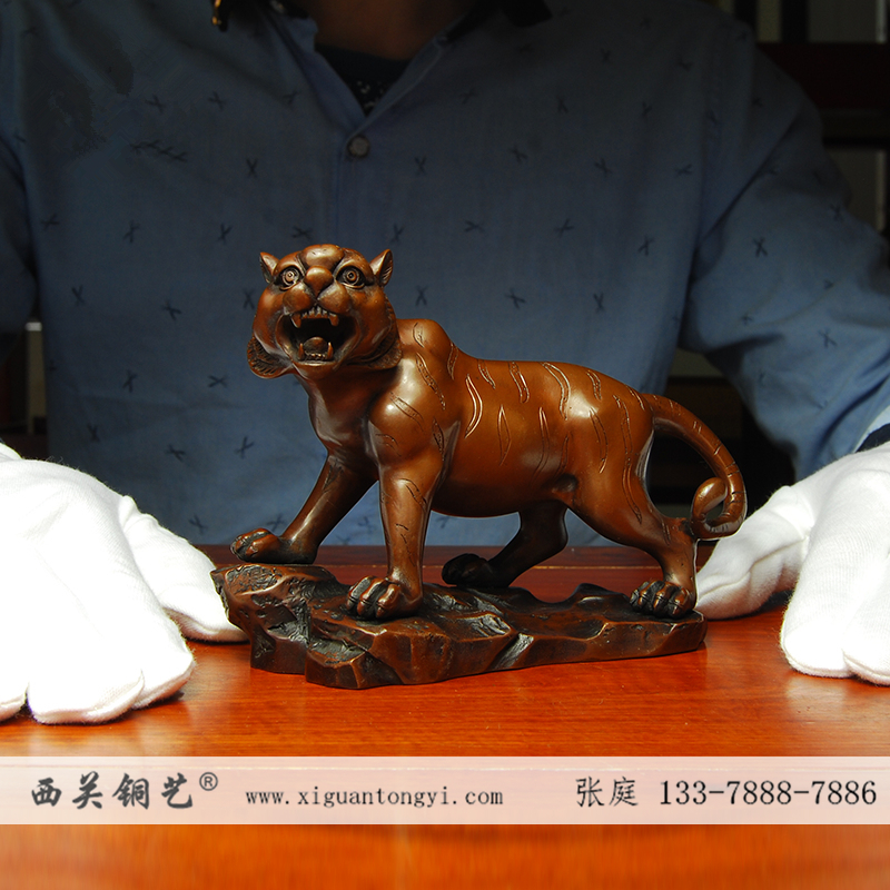 銅雕工藝品圖片