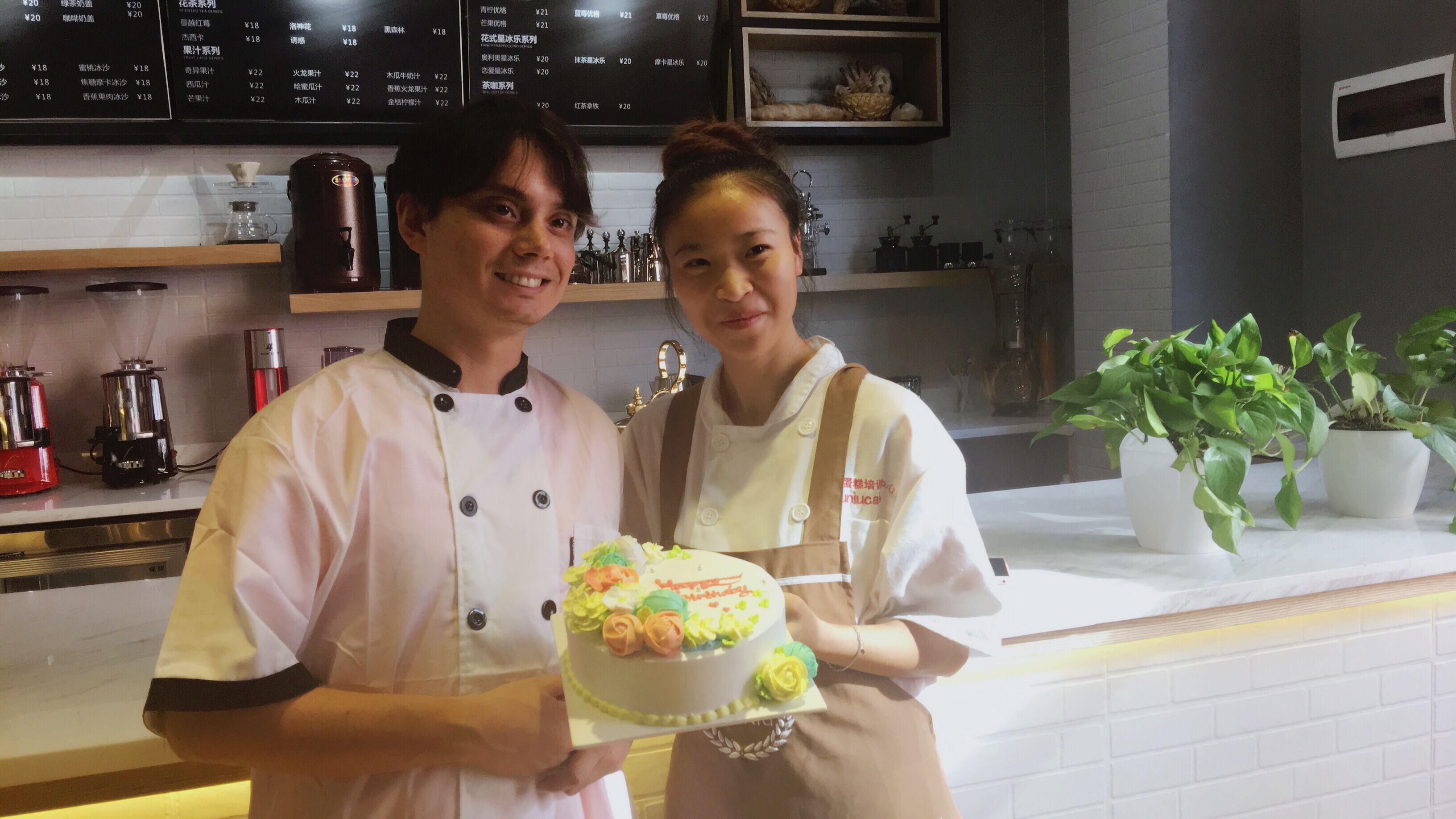 深圳福田蛋糕培訓(xùn)學(xué)校 認準妞妞學(xué)圖片