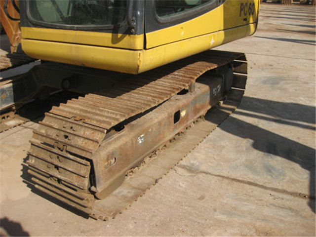 江蘇場家直銷小松60-7小挖掘機(jī)圖片/江蘇場家直銷小松60-7小挖掘機(jī)樣板圖 (2)