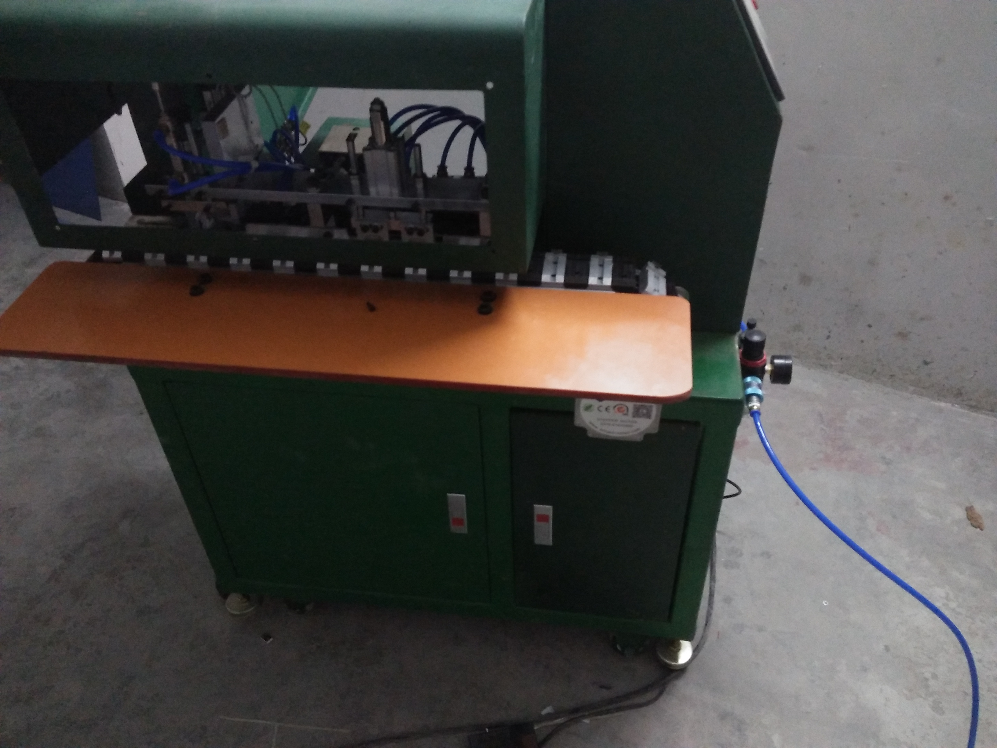 usb焊錫機(jī) type-c 蘋(píng)果 usbtype-c自動(dòng)焊錫機(jī)