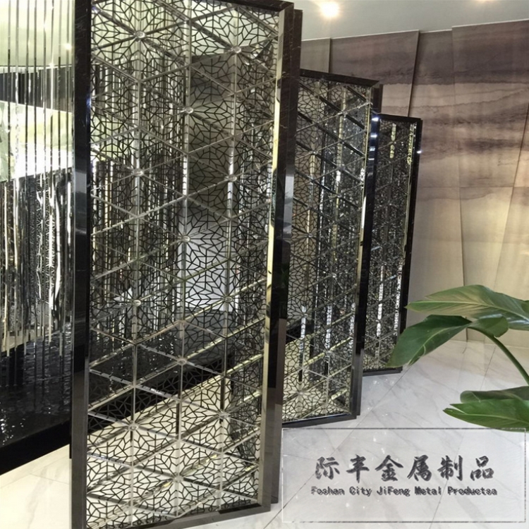 鏡面金屬花格隔斷價格圖片