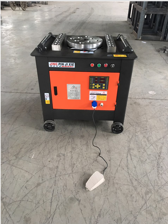 GW40型數(shù)控鋼筋彎曲機經(jīng)典之作圖片