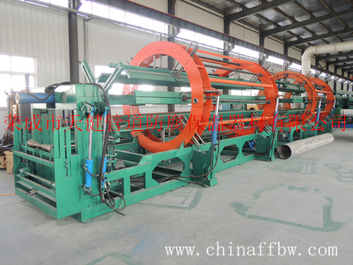 管道兩步法保溫生產(chǎn)線圖片