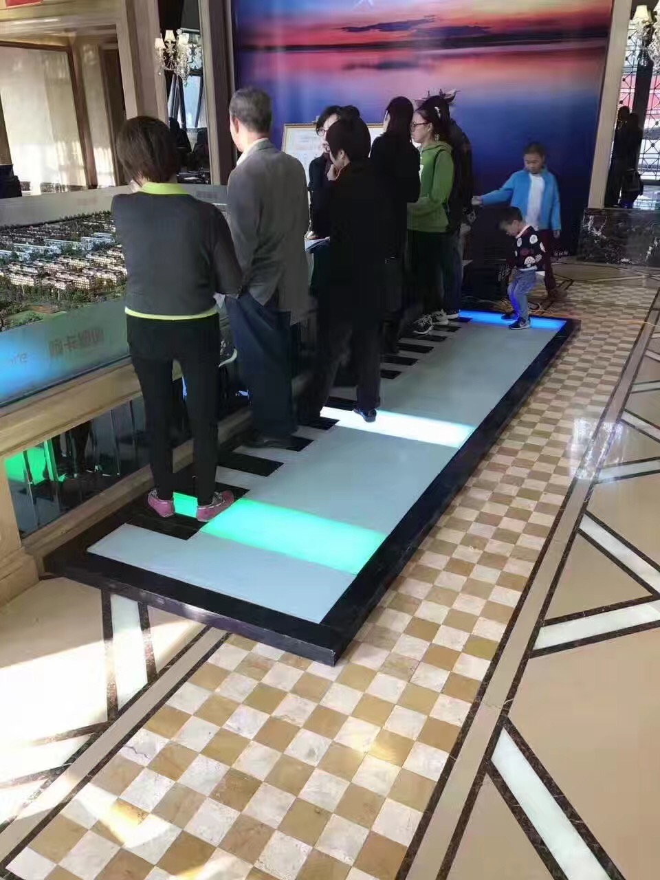 地板鋼琴圖片/地板鋼琴樣板圖 (3)