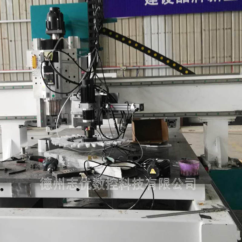 全自動(dòng)數(shù)控開(kāi)料機(jī)圖片/全自動(dòng)數(shù)控開(kāi)料機(jī)樣板圖 (3)