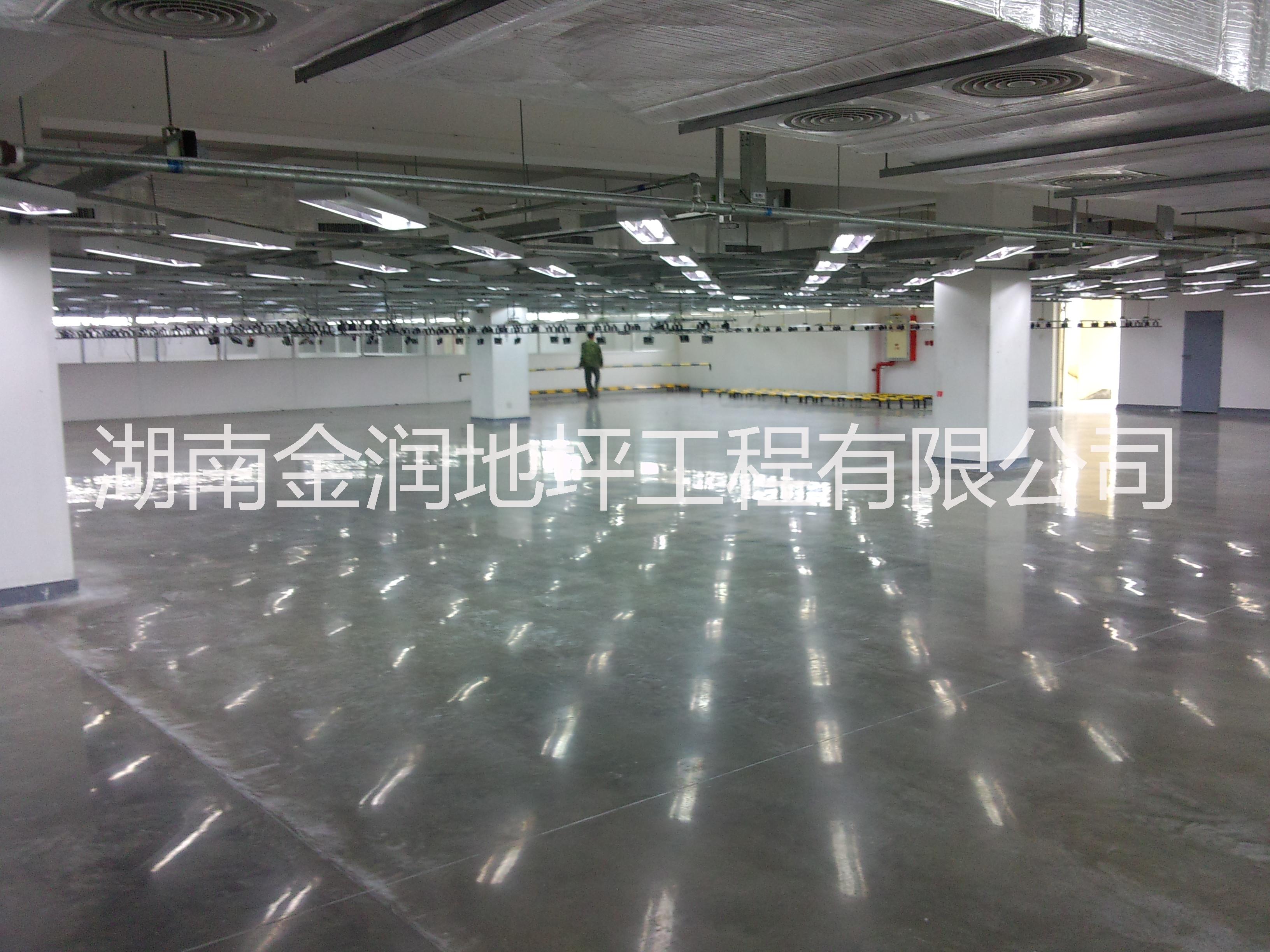 湖南長(zhǎng)沙固化耐磨地坪施工彩色鋼化地坪 固化耐磨地坪 固化耐磨鋼化地坪