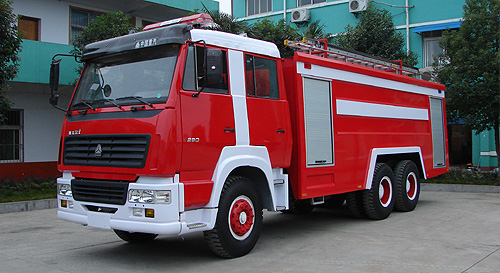 斯太爾后雙橋水罐消防車圖片