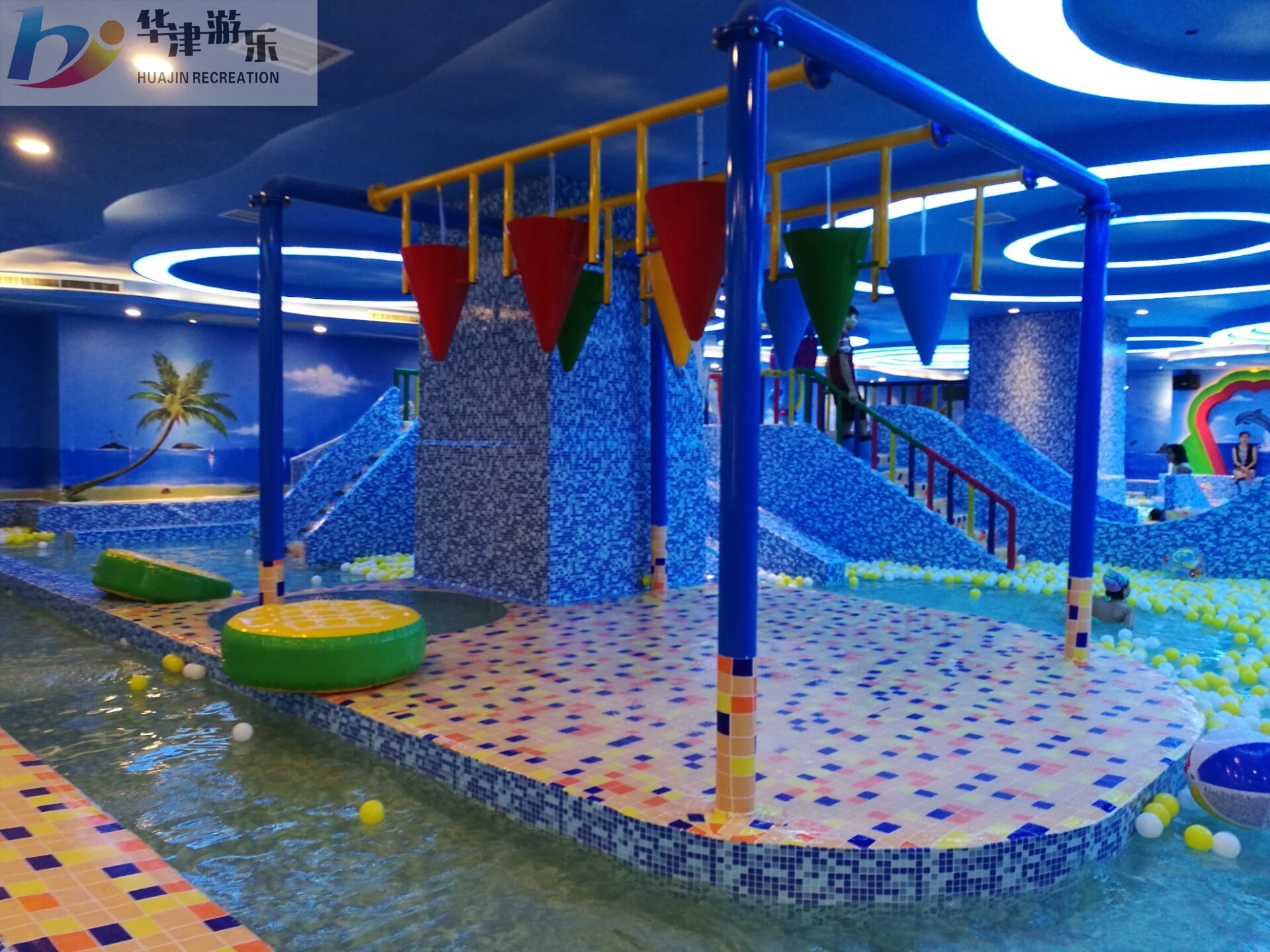 室內(nèi)水上樂(lè)園圖片/室內(nèi)水上樂(lè)園樣板圖 (1)
