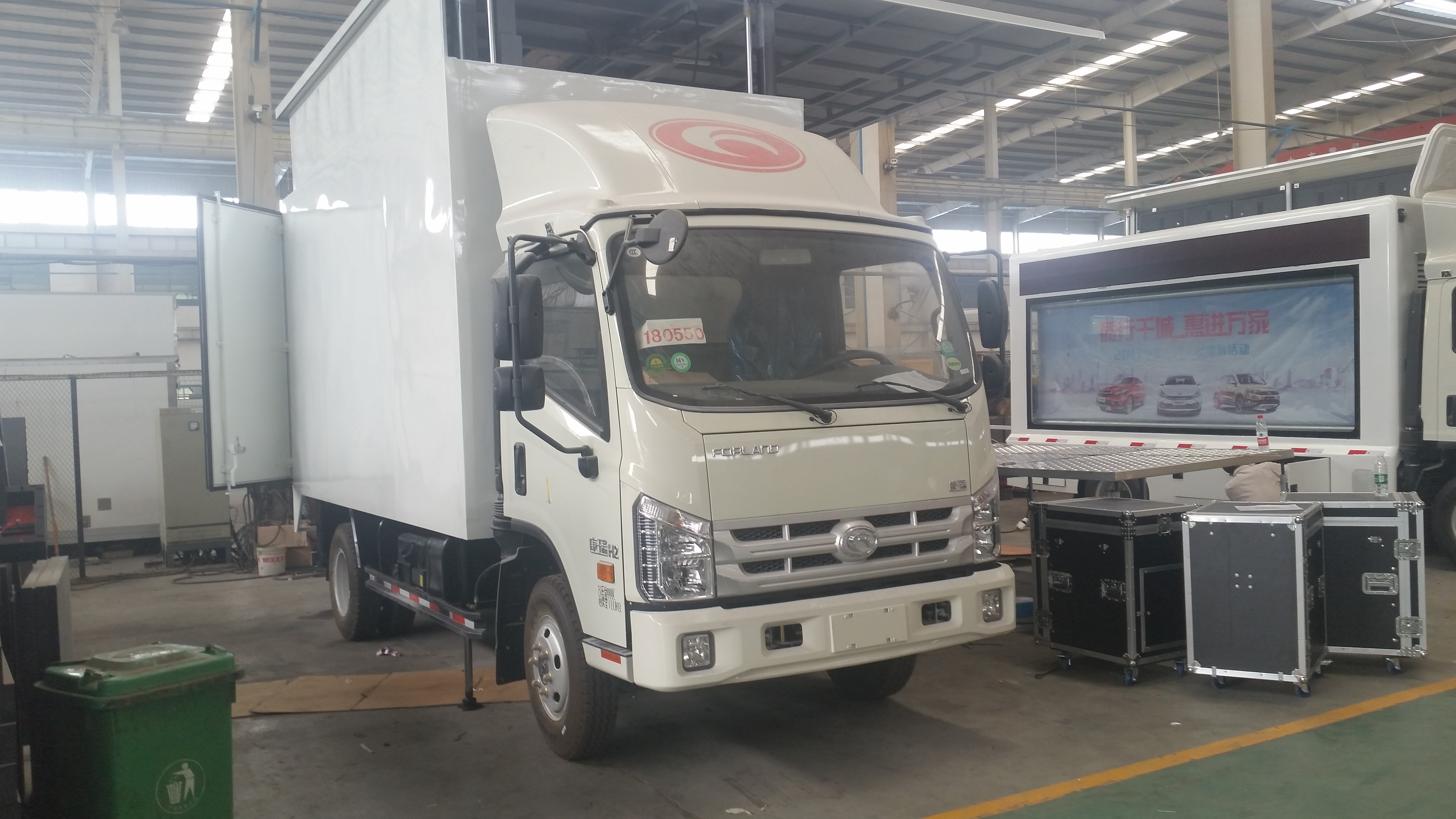 廣告舞臺(tái)車圖片/廣告舞臺(tái)車樣板圖 (4)
