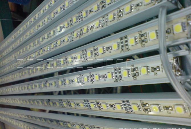 單雙面插件式燈條圖片