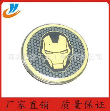 金屬胸針?biāo)净招卣露ㄖ茍D片