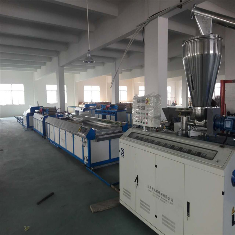 PVC集成墻板生產(chǎn)線 快裝墻板