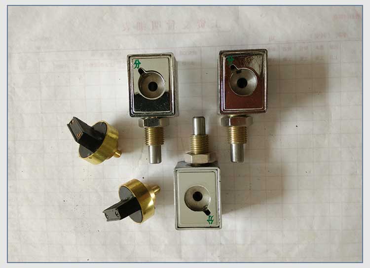 兩進(jìn)線和一母聯(lián)機(jī)械鎖圖片/兩進(jìn)線和一母聯(lián)機(jī)械鎖樣板圖 (3)