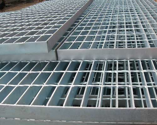 鋼結(jié)構(gòu)平臺(tái)鋼格板圖片