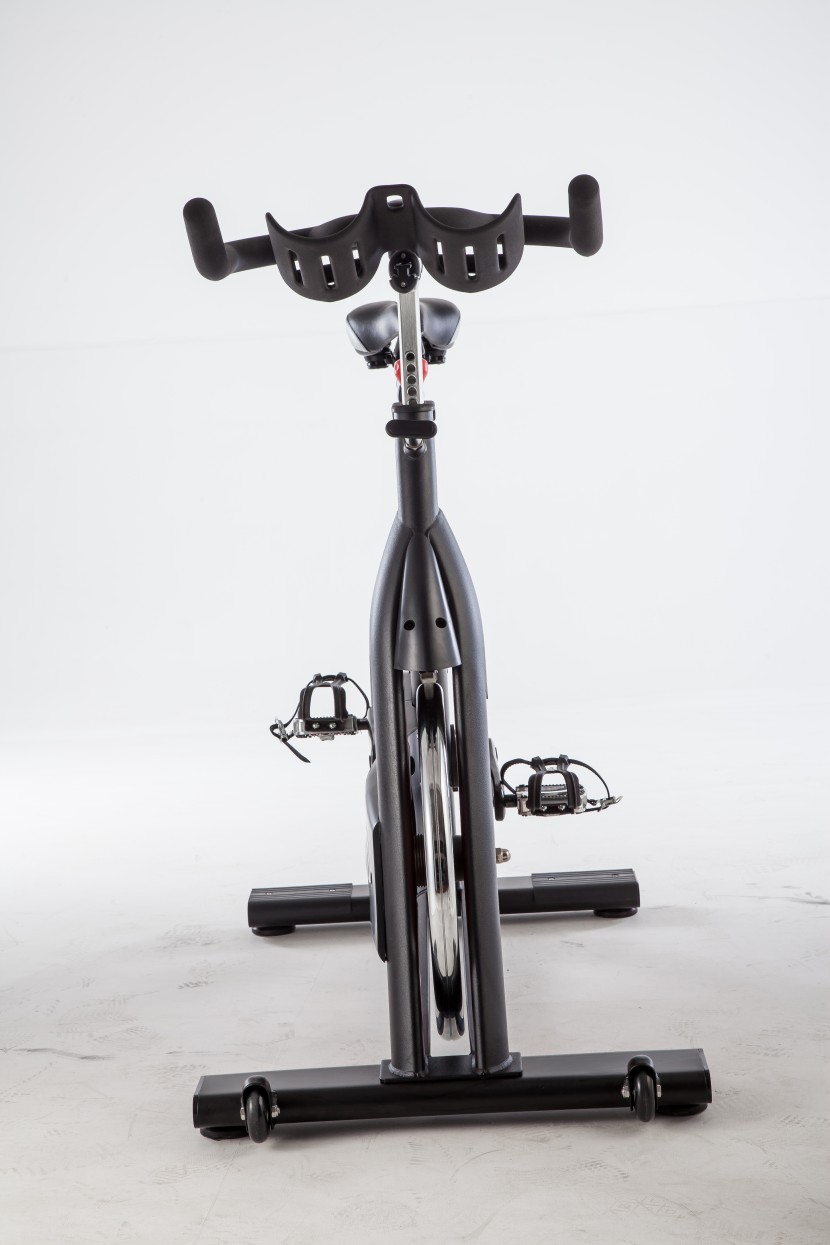 廣州健身器材廠家直銷商用動感單車圖片