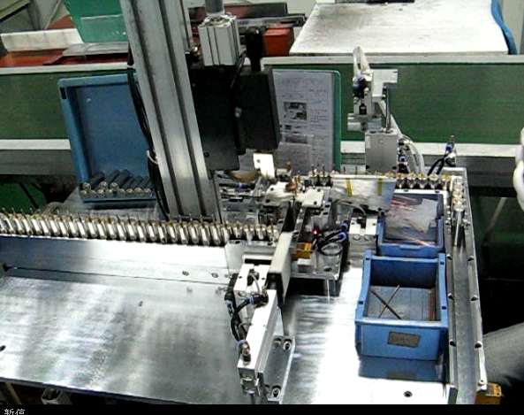 全自動(dòng)碟片機(jī) 全自動(dòng)碟片機(jī)廠家  深圳碟片機(jī) 深圳全自動(dòng)碟片機(jī)廠家