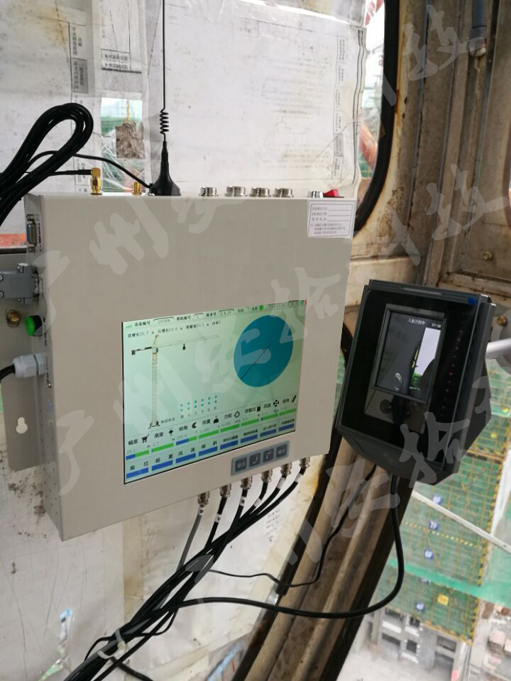 塔吊防碰撞系統(tǒng)圖片