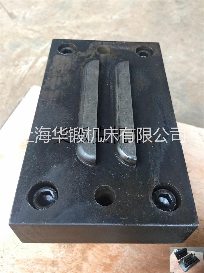 聯(lián)合沖剪機(jī)百葉窗模具，沖孔模具圖片/聯(lián)合沖剪機(jī)百葉窗模具，沖孔模具樣板圖 (4)