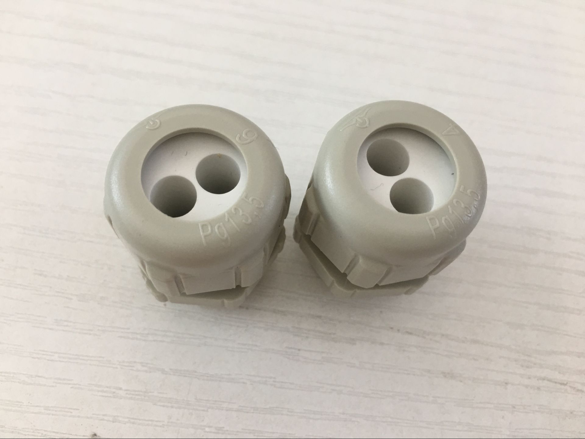 多孔電纜接頭圖片/多孔電纜接頭樣板圖 (3)