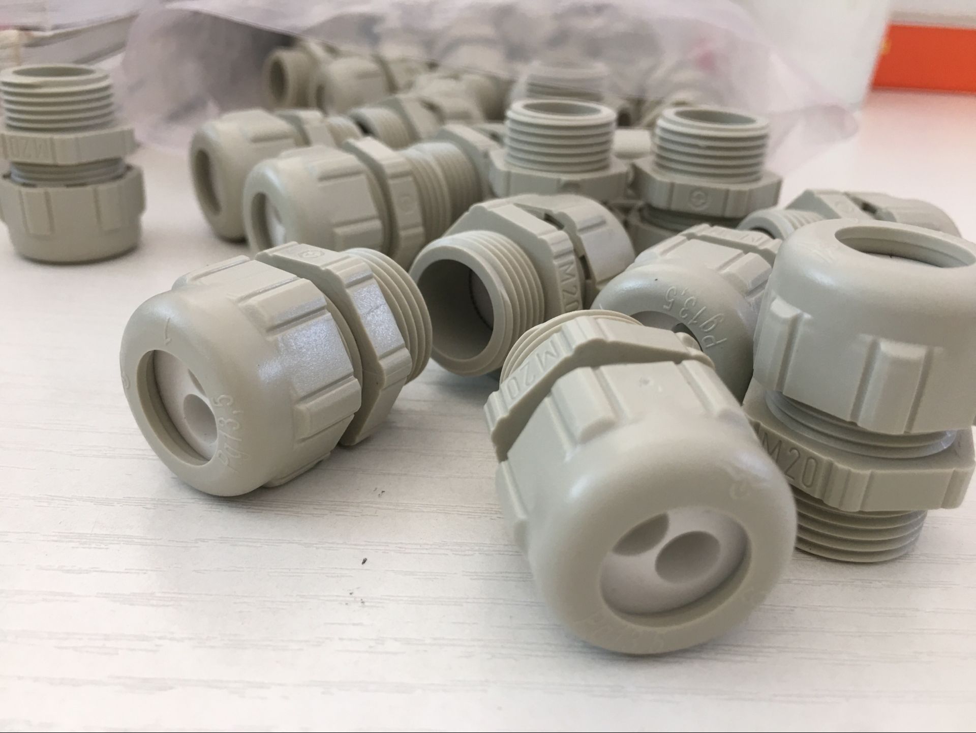 多孔電纜接頭圖片/多孔電纜接頭樣板圖 (4)