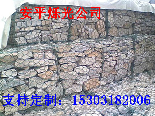 鍍鋅鐵絲網(wǎng)圖片/鍍鋅鐵絲網(wǎng)樣板圖 (4)