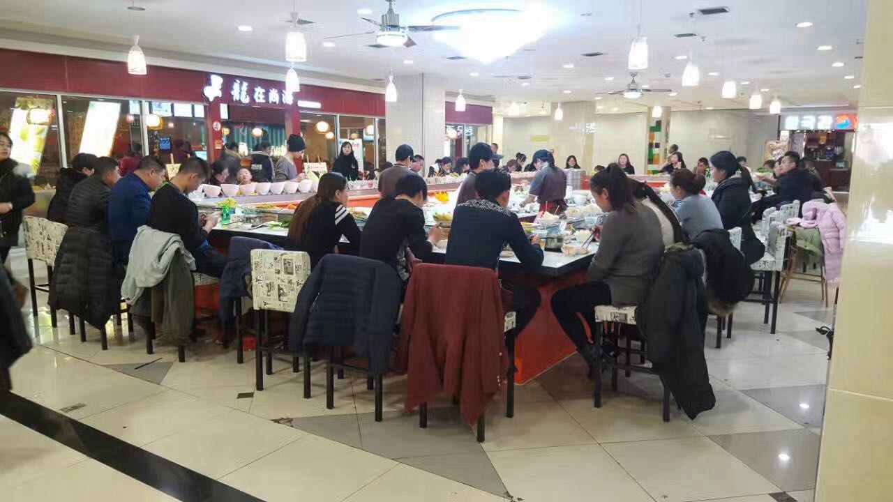 旋轉(zhuǎn)火鍋設(shè)備圖片/旋轉(zhuǎn)火鍋設(shè)備樣板圖 (4)