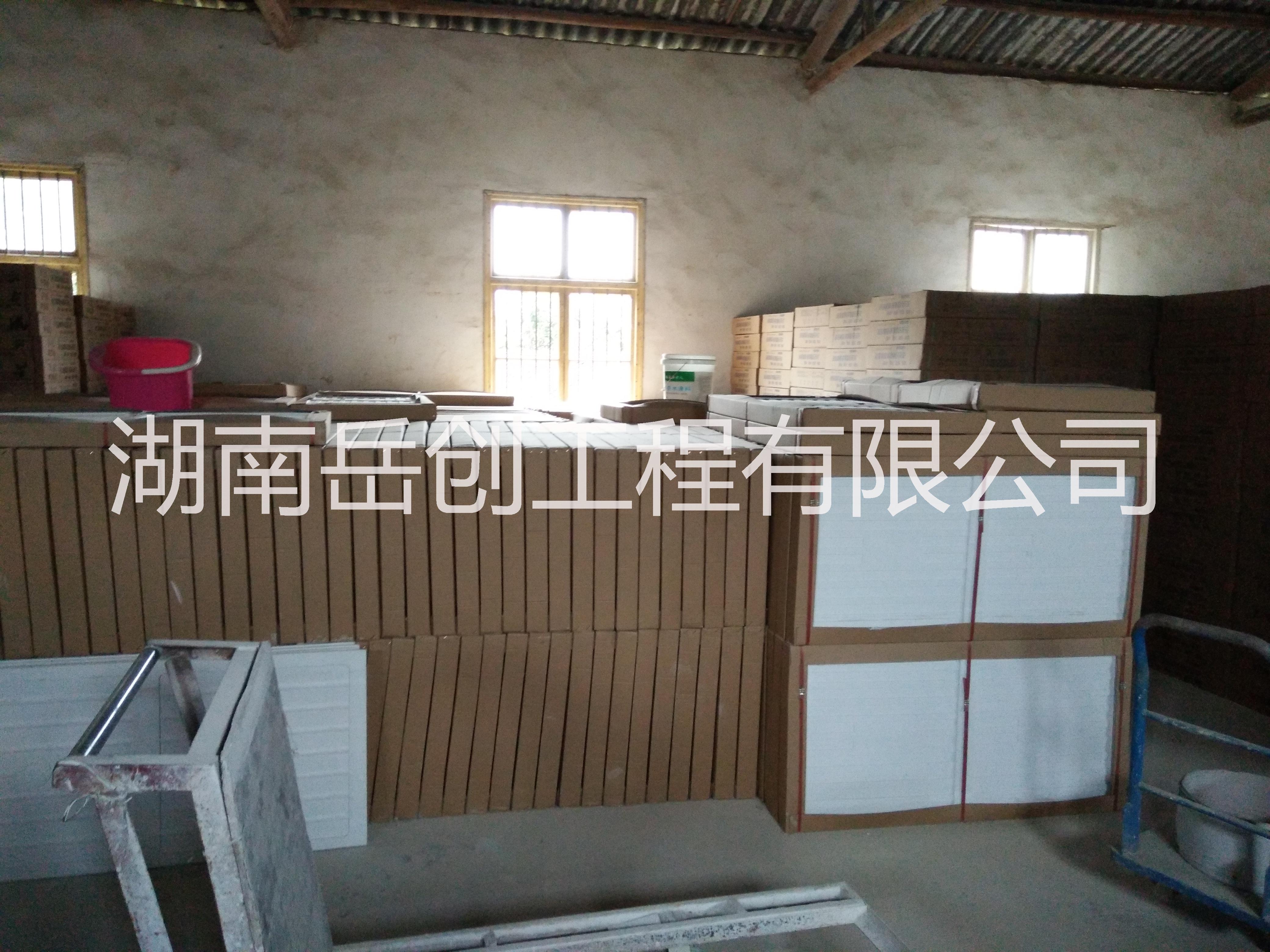 供應(yīng)高晶板吊頂裝飾圖片