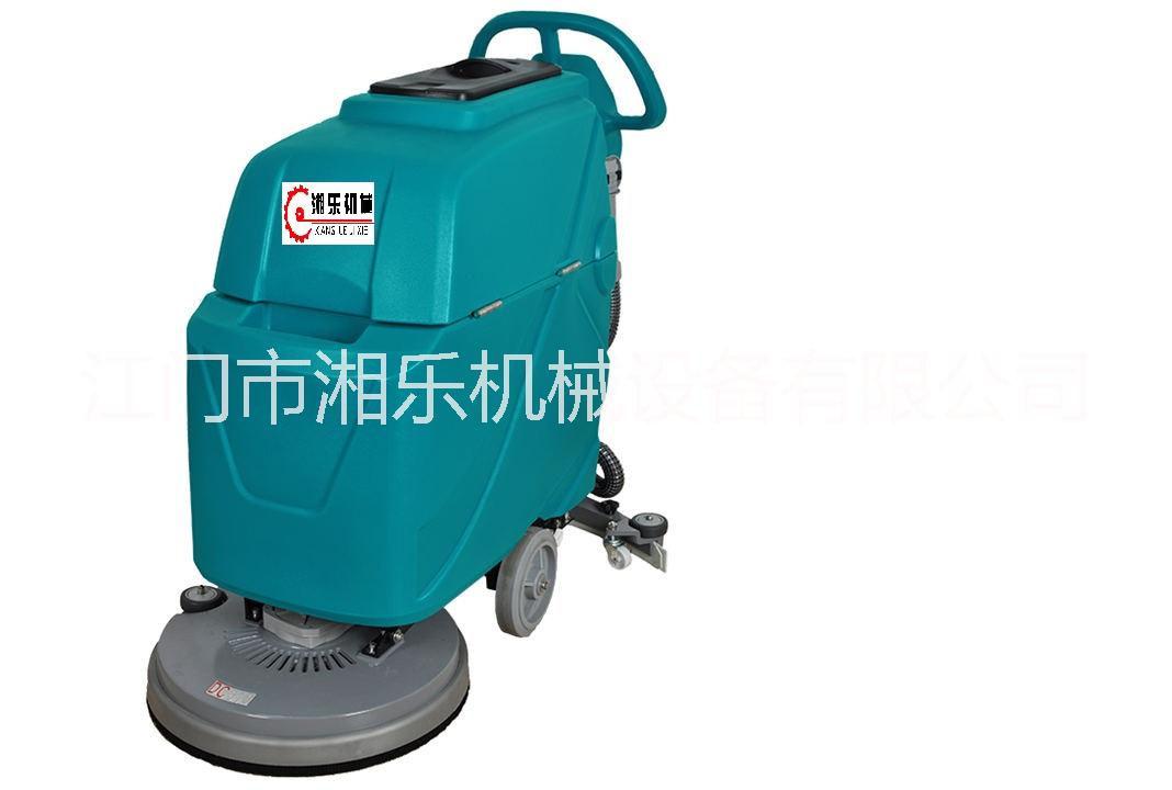 江門湘樂工業(yè)掃地機 工廠車間用掃地機 倉庫用電動清掃車