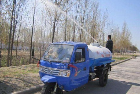 灑水車圖片/灑水車樣板圖 (1)
