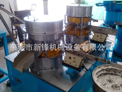 東莞噴霧泵組裝機 噴霧泵組裝機廠家報價 XF-PWB噴霧泵組裝機