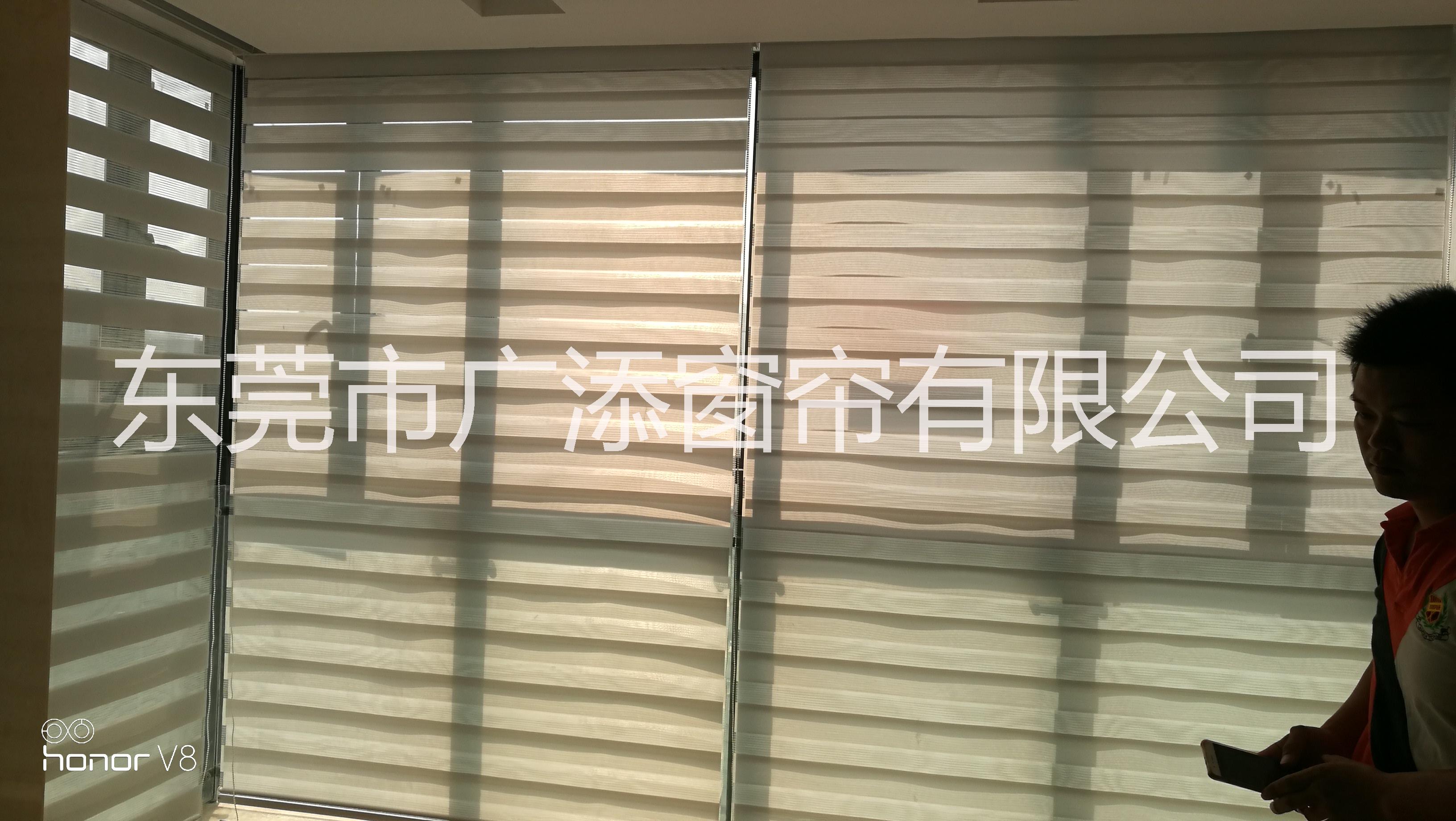 厚街高档公寓 写字楼 办公室窗帘 厚街高档公寓 办公室窗帘 柔沙帘图片