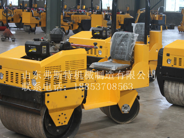 弗斯特FST-850座駕式壓路機(jī)圖片/弗斯特FST-850座駕式壓路機(jī)樣板圖 (2)