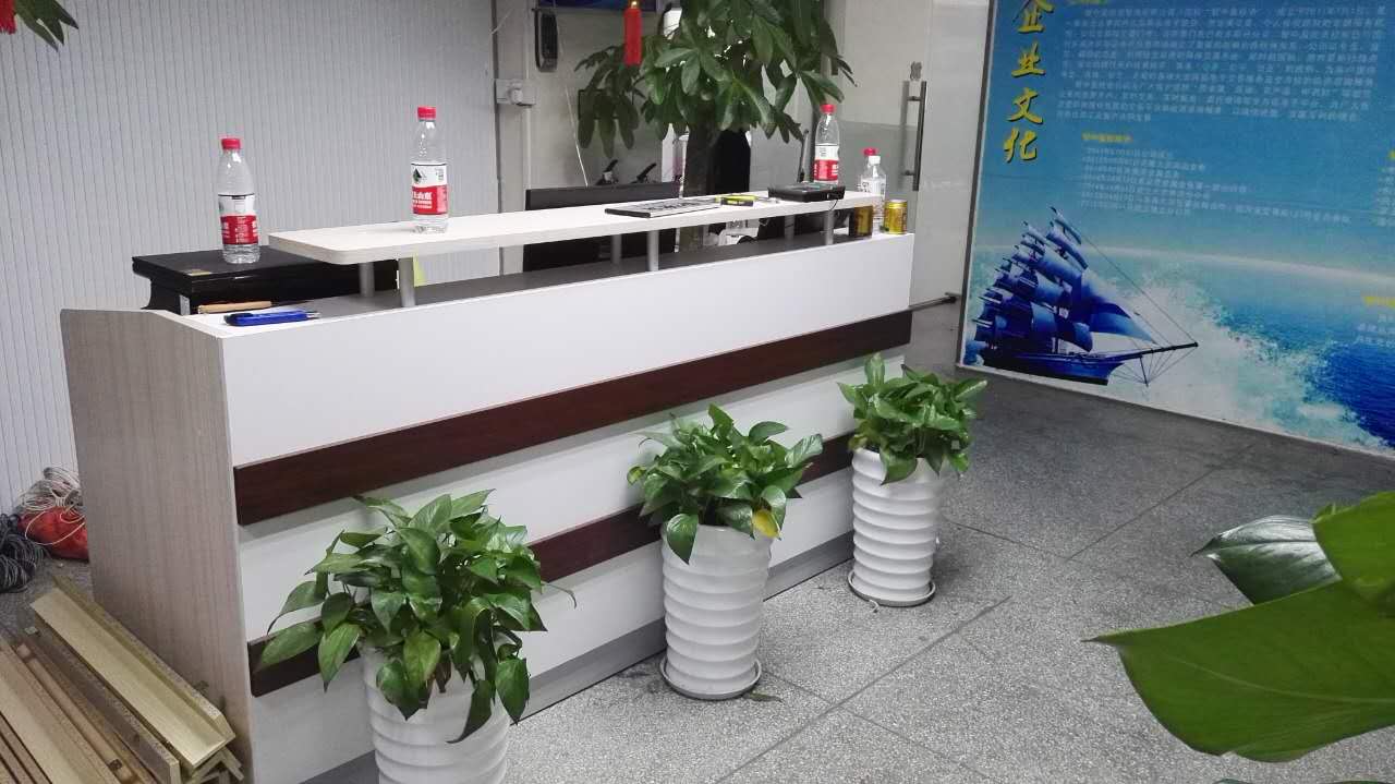 福建前臺(tái)辦公桌圖片/福建前臺(tái)辦公桌樣板圖 (1)