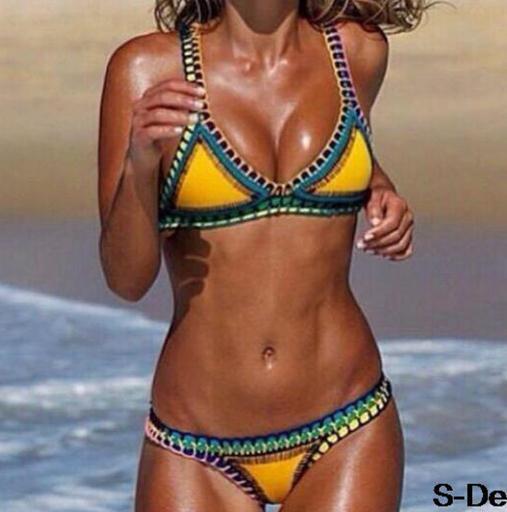 歐美性感手工鉤邊彩色比基尼套裝拼色橡膠女士針織沙灘泳裝批發(fā)