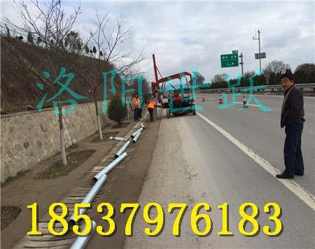 鄉(xiāng)村護(hù)欄圖片/鄉(xiāng)村護(hù)欄樣板圖 (2)