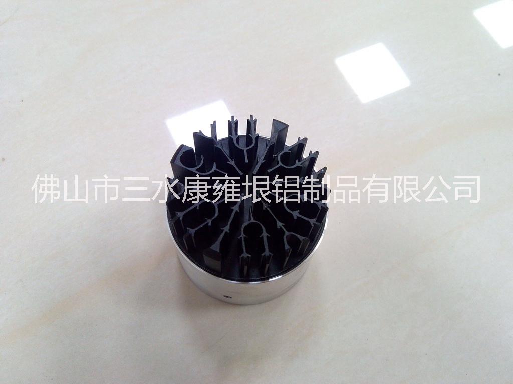 優(yōu)質(zhì)煙灰缸led燈廠家 直銷冷鍛LED散熱器批發(fā) 冷鍛LED散熱 質(zhì)量鍛壓LED燈具散熱器煙灰缸