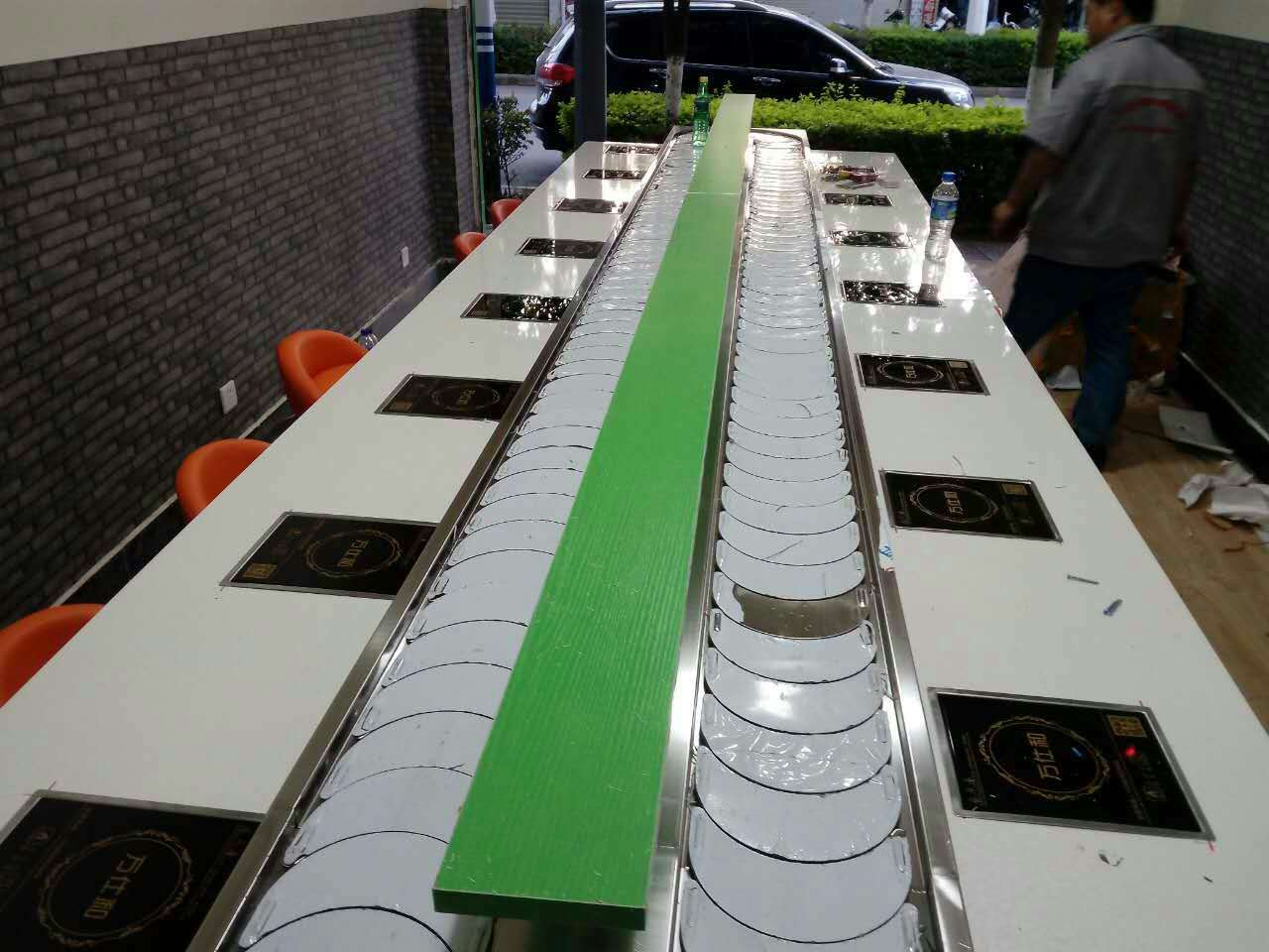 回轉(zhuǎn)火鍋設(shè)備圖片/回轉(zhuǎn)火鍋設(shè)備樣板圖 (2)