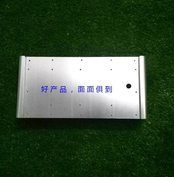 鋁型材擠壓加工圖片/鋁型材擠壓加工樣板圖 (2)