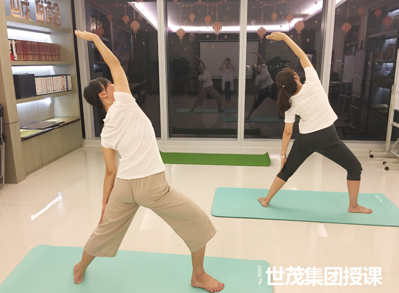 廈門企業(yè)瑜伽課圖片/廈門企業(yè)瑜伽課樣板圖 (2)