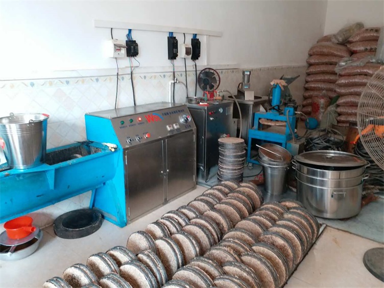 螺旋直出榨油機(jī)圖片/螺旋直出榨油機(jī)樣板圖 (2)