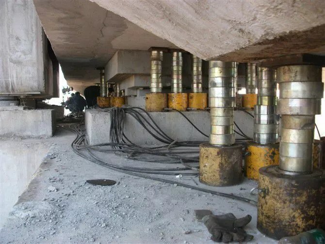 橋梁頂升圖片/橋梁頂升樣板圖 (2)