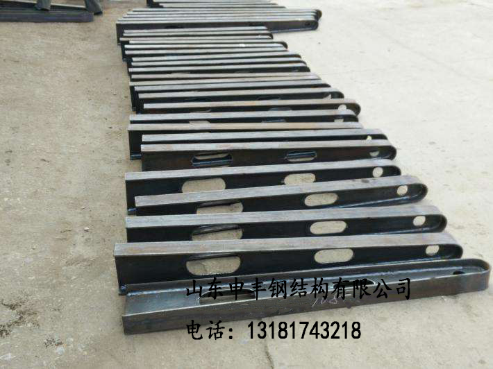 供應(yīng)濰坊鋼梁，雨棚梁