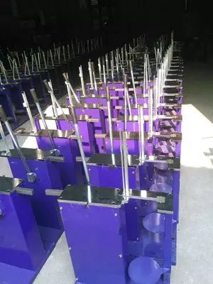 食用菌電動(dòng)扎口機(jī) 蘑菇扎口機(jī)圖片/食用菌電動(dòng)扎口機(jī) 蘑菇扎口機(jī)樣板圖 (3)