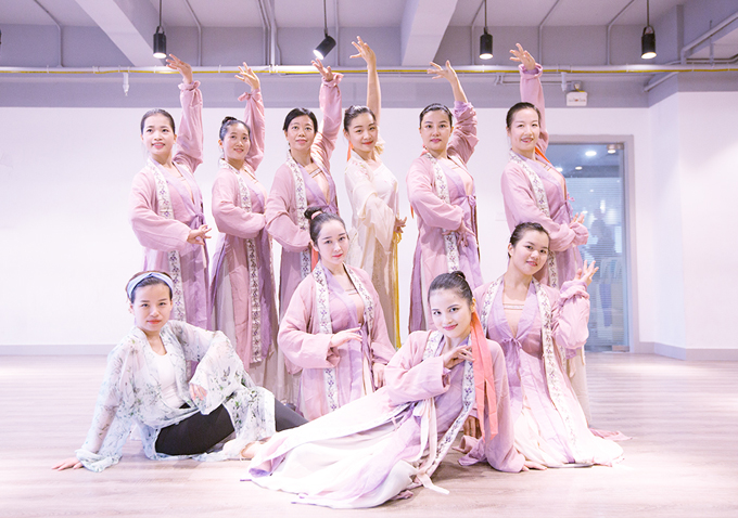 布吉街古典舞暑期集訓(xùn)班-陶冶情操