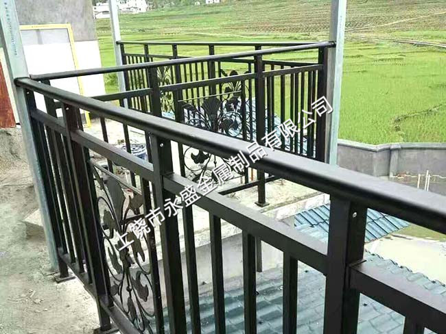 陽臺護欄圖片/陽臺護欄樣板圖 (2)