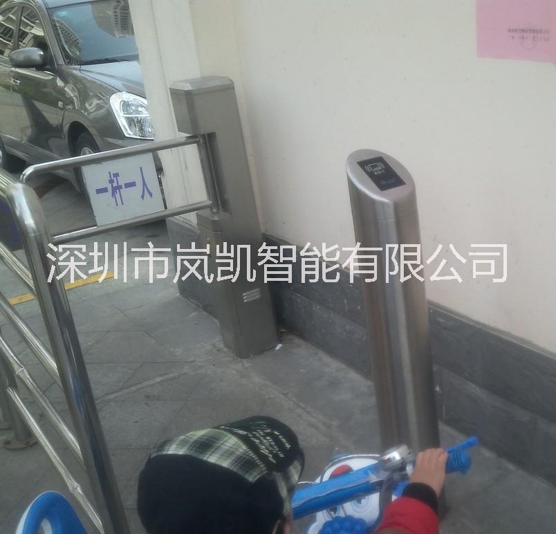 深圳上和科技防撞擺閘定制全不銹鋼斜面八角擺閘/圓弧小擺閘立式擺閘 深圳市防撞擺閘定制