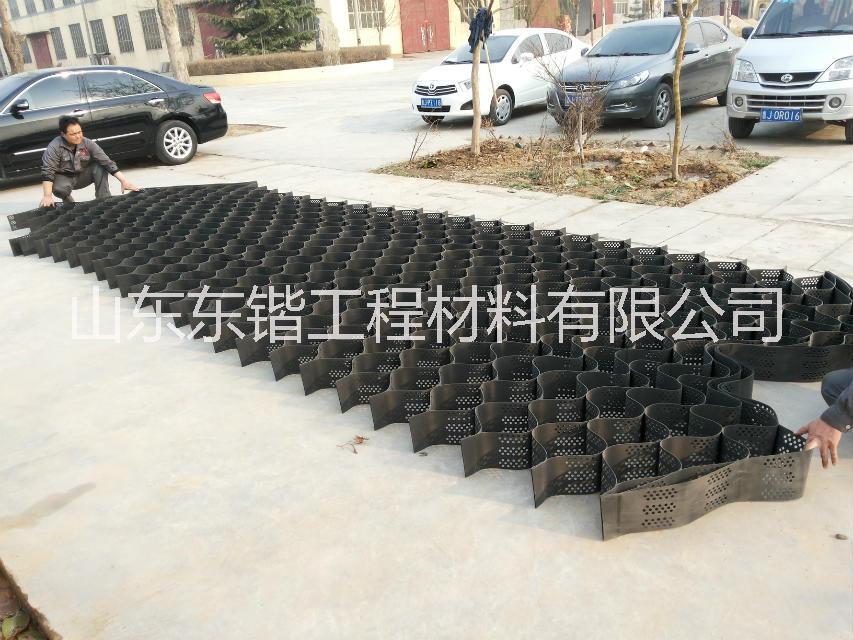 土工格室圖片/土工格室樣板圖 (2)