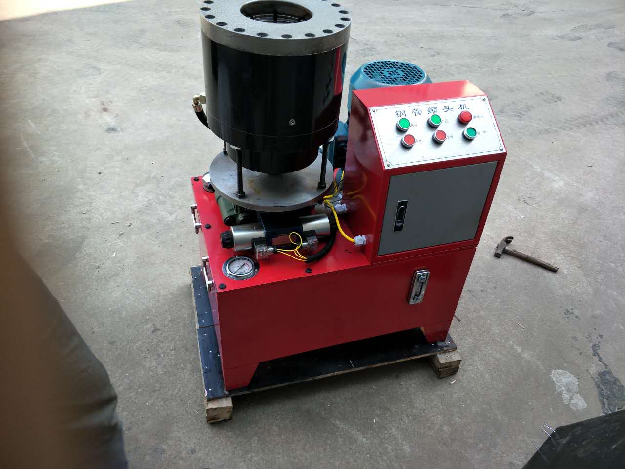 鋼管縮口機(jī)圖片/鋼管縮口機(jī)樣板圖 (1)